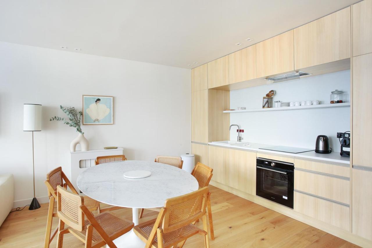 Residence In The Center Of Paris By Studio Prestige Экстерьер фото